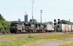 NS 8110 leads train 212 northbound